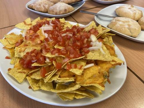 Nachos og Pan de Muerto.